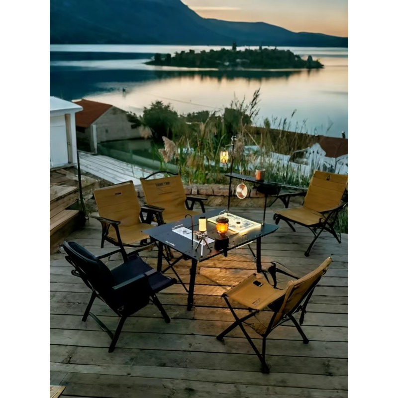Table tactique moderne en alli - Outdoor Furniture Warehouse avis et prix